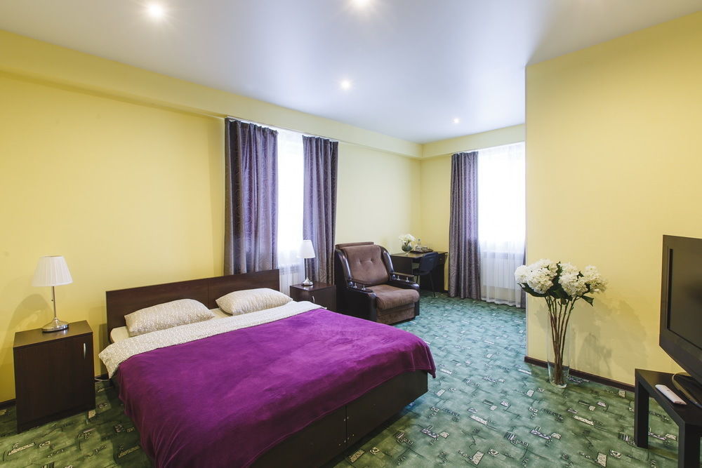 Asti Rooms Hotel Томск Екстериор снимка